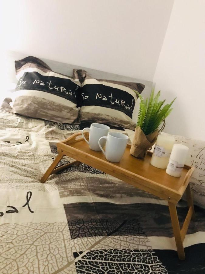 Bobo'S Home Iglesias Luaran gambar