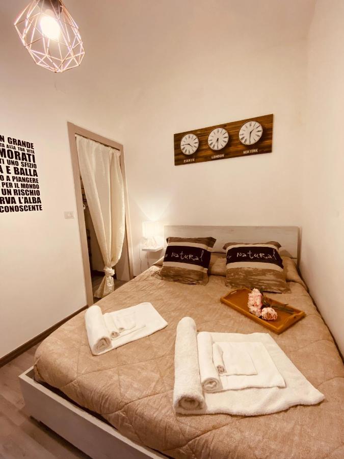 Bobo'S Home Iglesias Luaran gambar